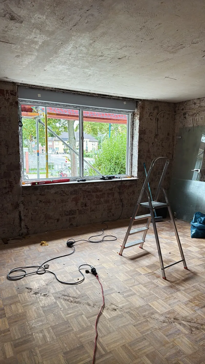 Fensteraustausch: Altfenster ausgebaut